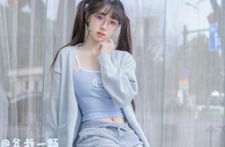 这也能上热搜？真想直接在155吃瓜网上找黑料，太有趣了，哈哈。