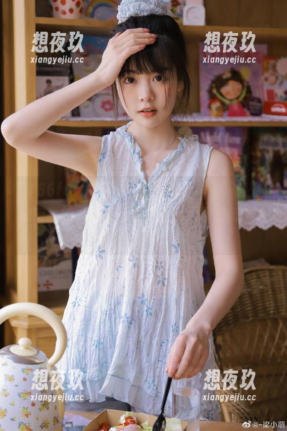 166fun 安卓上的166fun,仿佛贴心猜中我的八卦欲,总是让我无聊的时候大开眼界。