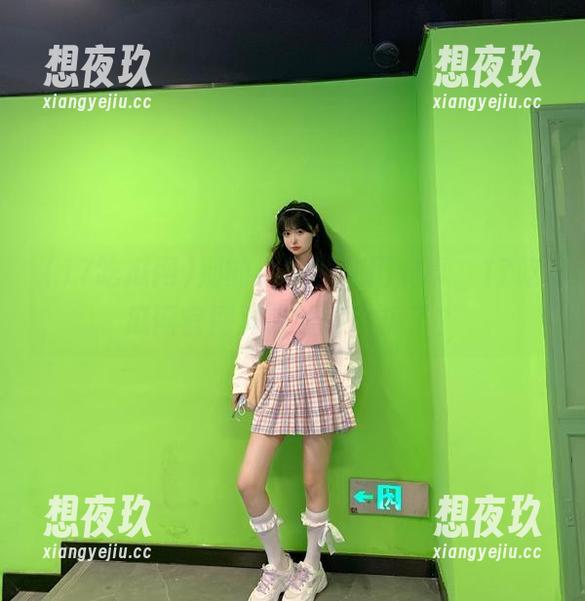 别的小伙伴在用安卓，17吃瓜网官网又来给你喂瓜了？