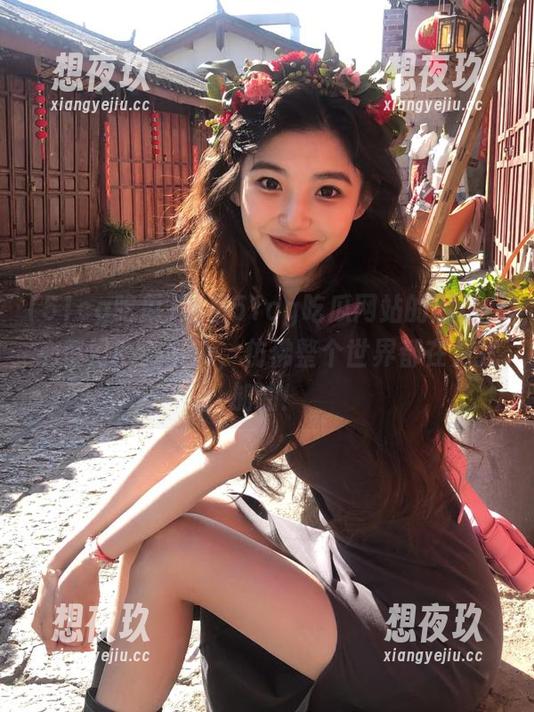 51cg吃瓜 刷着51cg吃瓜网站的网页,心情好Enough,仿佛整个世界都在为我加油!