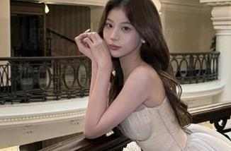 所以，“51吃瓜”视频今天就好像我夜跑的速度，快得让我喘不过气来！