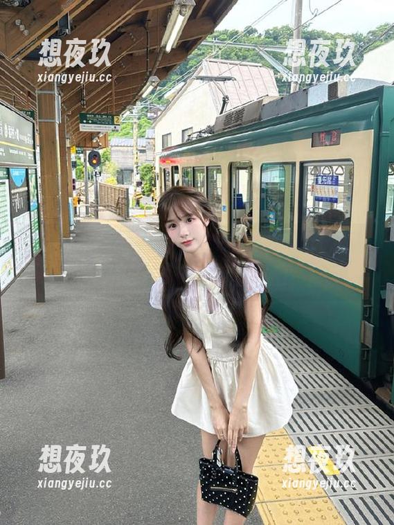 收藏“51吃瓜网”，让下载成为你吃瓜之旅的开始！