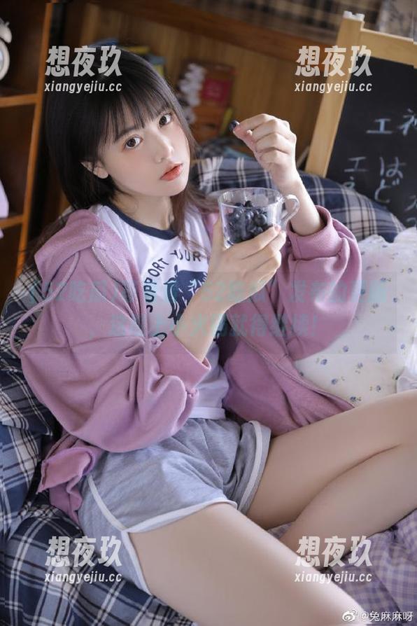 52吃瓜 等着看“52吃瓜”发布的更新,这晚上小火锅就得继续!