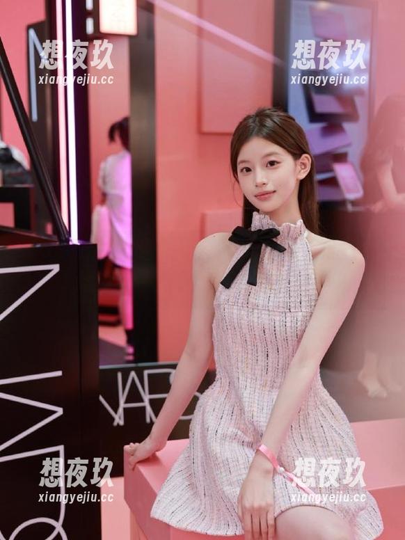 52吃瓜网 还以为“52吃瓜网”只是一堆八卦,结果链接全是彩蛋!