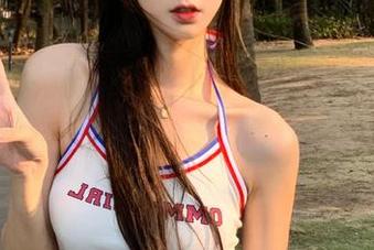 突然想起万篇长征黑料正能量668su更新，心里又是一阵期待又是失望。