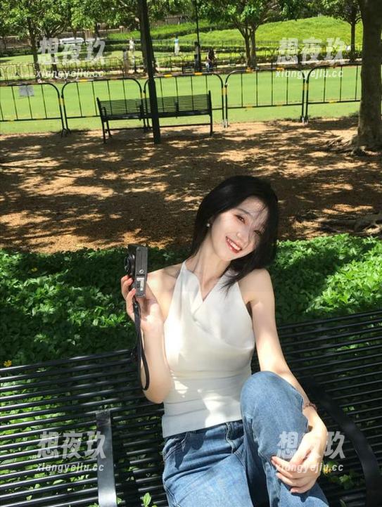 欢迎直达92吃瓜中心，“网”红表情包带你飞！