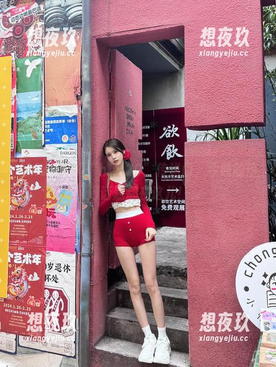 hlw 呼叫“hlw20”传送门,今晚的热门话题都在这儿!