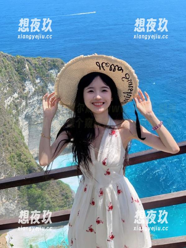 www.黑料 偶尔刷“www.黑料”的视频,感觉自己像个窥探者,但又停不下来!