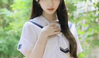 在zztt11网站，吃瓜就像是吃糖，越吃越兴奋，嘴里却依然空空…