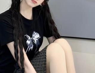 登录zzzttt03黑料不打烊万篇长征，意外发现自己成为了一名追星废柴，哈哈哈！