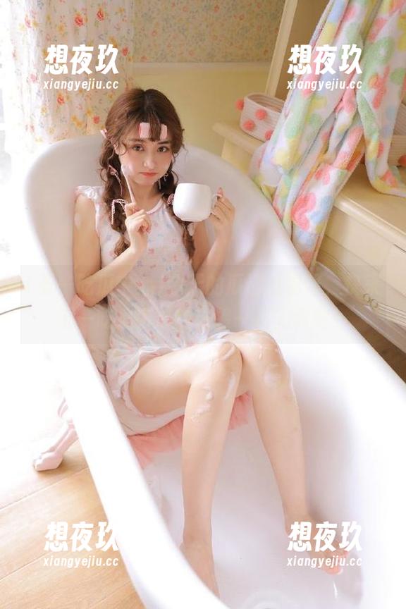 今天的瓜还挺温馨，快来五一吃瓜中心的链接一探究竟吧！