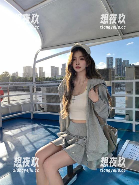 免费吃瓜网 整个“免费吃瓜网”网站仿佛像是个欢乐的大派对,我呆着呆着就想参与进来,太魔性了…