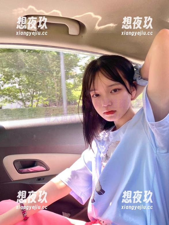 冲哥黑料精选资源更新，每天逗心，开心又皮！