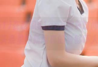 在吃瓜51app浪费时间，可今日头条里的新闻真的有够吓人。