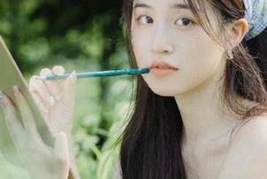 “吃瓜直播”网站，一边悠哉看瓜，一边为自己的判断力捏把汗