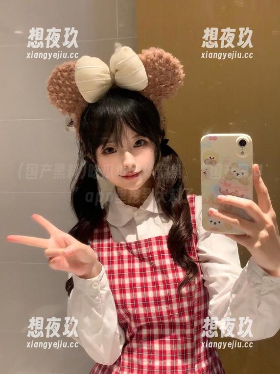 国产黑料 吃瓜小团体聚集,“国产黑料”app里挖到大料了。