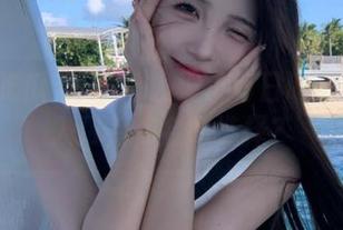 不小心发现了每日吃瓜的黑料入口，你会咋选择？