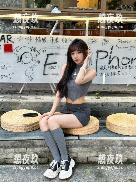 精品吃瓜app，让我一边吃瓜一边打瞌睡...