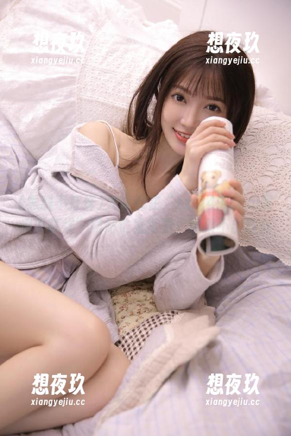 大家都在“zztt49.ccm黑料不打烊”网站忙着投票，结果不出意料