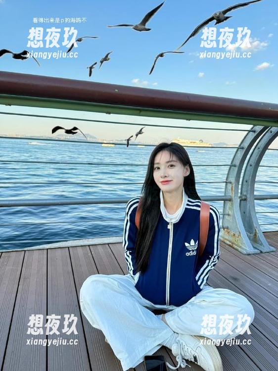 黑料吃瓜网永久网址刷屏中，快来分享你的吃瓜感受吧！