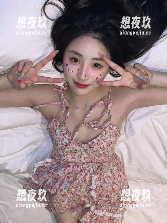 黑料吃瓜网页 又有爆料!黑料吃瓜网页在官网上解锁探花大揭秘,快来瞧瞧!