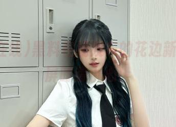 黑料在线发布的花边新闻，舔屏时请小心！