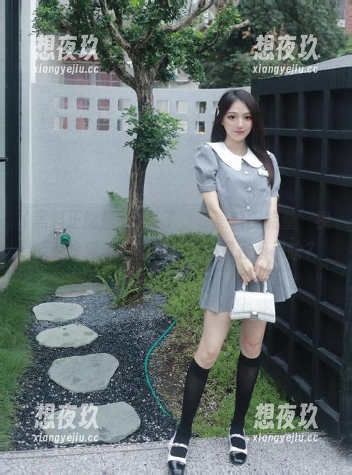 奇怪了，‘黑料正能量’视频有啥魔力？这网站是不是在暗示啥？