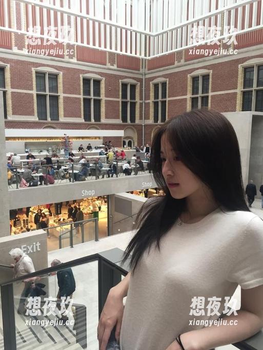 与其对“黑网料”的配方探讨，何不追踪它的后台“线路”？