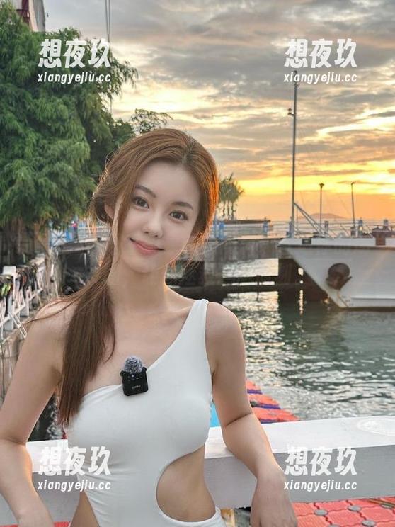 黑网料 超乎想象的黑网料:直达你的朋友圈,让你拯救尴尬时刻。