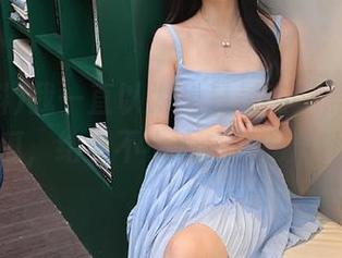 我一直以为我只是在“黑网料”网站吃瓜，结果不小心成了吃瓜评论员！
